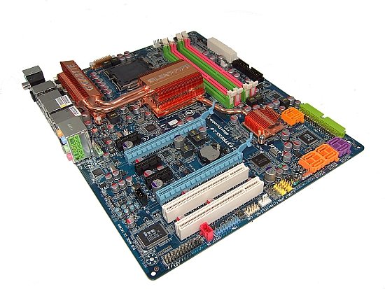 board1 s - Gigabyte GA-X48T-DQ6 in foto