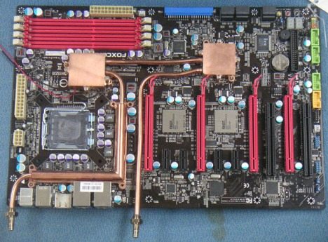 foxconn motherboard1 - [CES] Foxconn presenta la motherboard Quad CrossFire