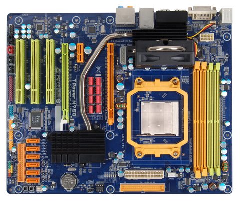 biostar tpower n750 01 - Biostar annuncia la TPower N750 per piattaforme AMD