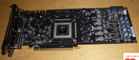 nvidia geforce 9800 gtx 02 - NVIDIA GeForce 9800GTX a nudo