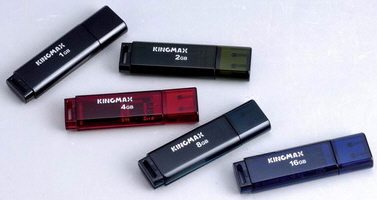 kingmax u drive pd07 flashy drives 01 - Kingmax presenta le nuove memorie flash PD07