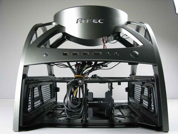 antecskeleton - Antec reinventa il case con lo Skeleton