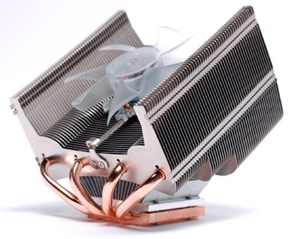 nexus flc 3000 cpu cooler 01 - Nexus mostra l' FLC-3000, dissipatore per CPU Bloomfield