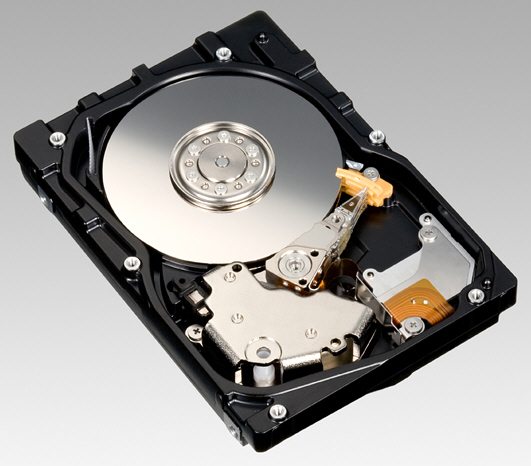 fujitsu mbe2 rc series hdd 01 - Fujitsu presenta nuovi hard disk da 2.5" e 10K e 15K RPM