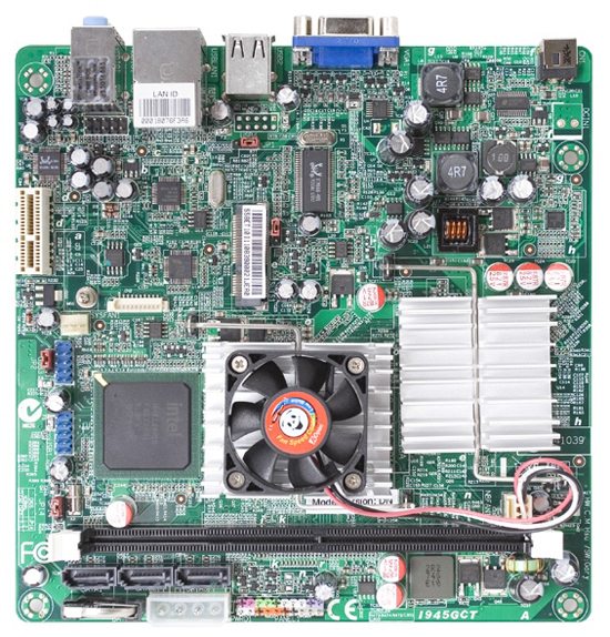 aopen i945gct dn board 01 - Da AOpen una motherboard con processore Intel Atom Dual-Core