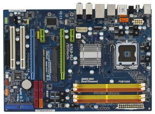 asrock n7ad sli board 01 - Chipset nForce 740i SLI per la ASRock N7AD-SLI