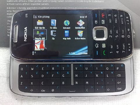 e75 - Nuove informazioni e immagini per il Nokia E75