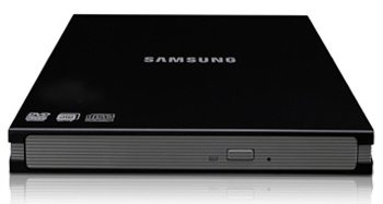 samsung se s084b drive 01 - Samsung presenta un nuovo masterizzatore DVD esterno slim a 8x