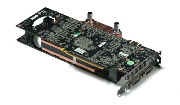 zotacgtx295 - Prime immagini per la Zotac GeForce GTX 295 Infinity