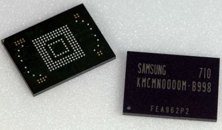 movinand 1 - Samsung moviNAND: capacità di 32GB e 30 nanometri