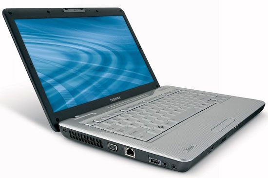 Toshiba_Satellite_L_series_laptop_01