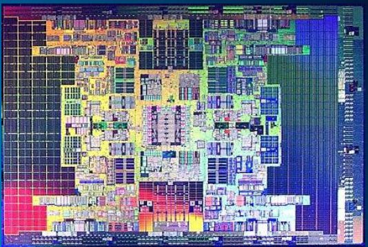 Tukwila die shot - Intel Itanium: disponibili i primi processori Tukwila