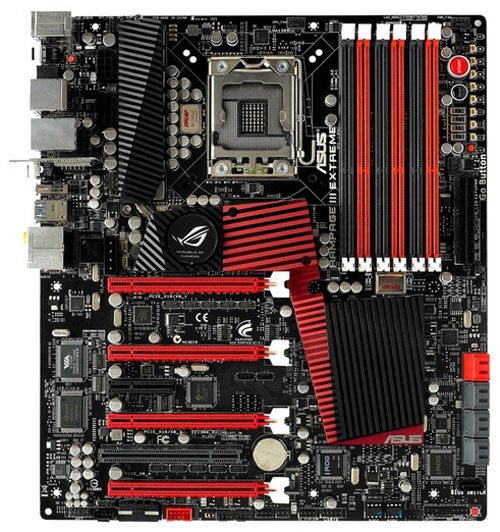 Asus_Rampage_III_Extreme_board_02