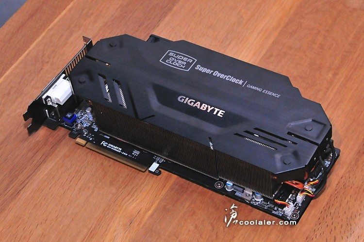 gigabyte gtx680 - Alcune immagini per la scheda GIGABYTE GTX 680 SuperOverclock WindForce 5X